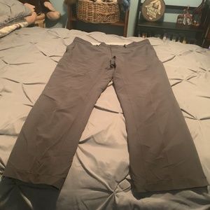 NIKE GOLF DRI-FIT MEN'S GRAY FLAT FRONT PANTS. 38X